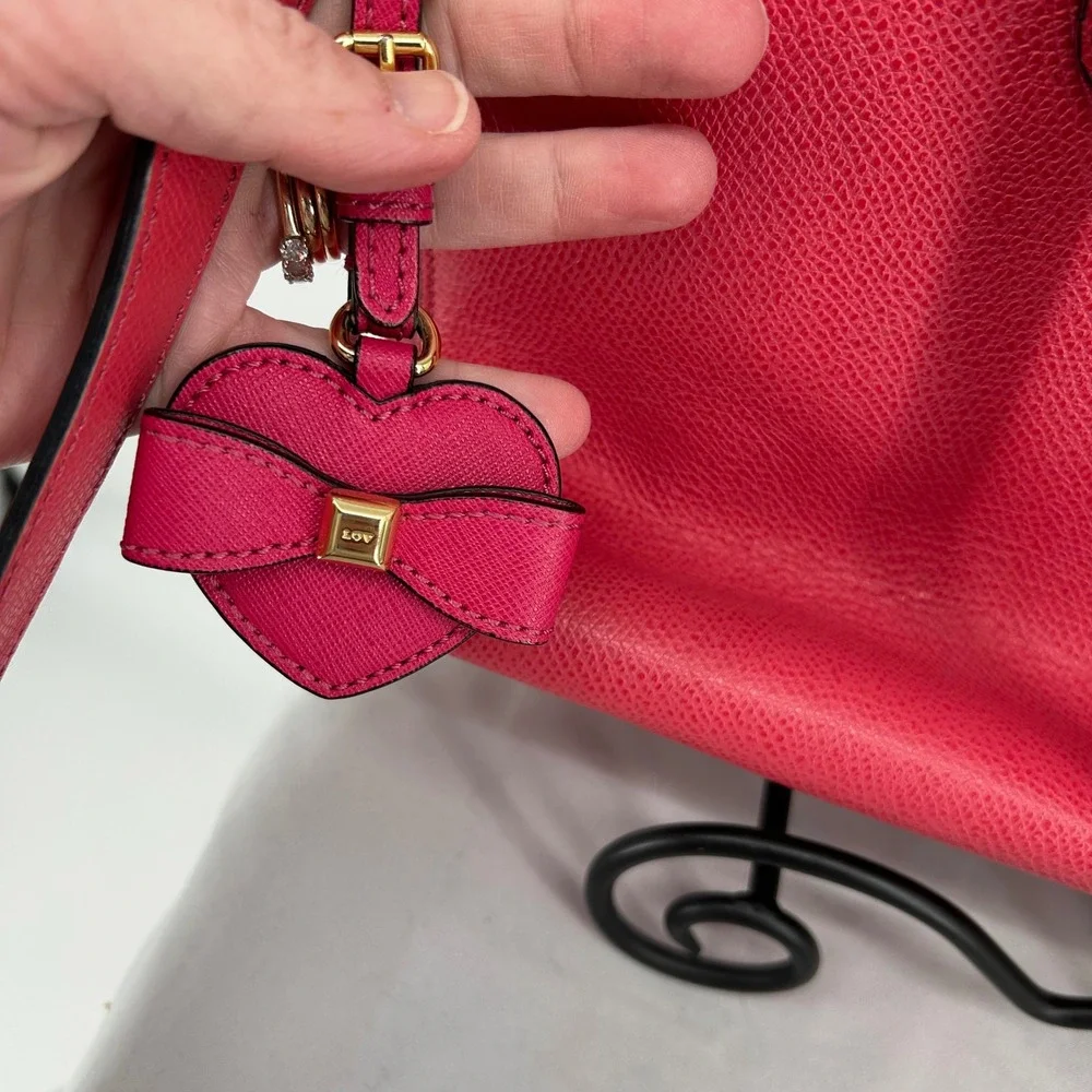LOVCAT Paris Pink Textured Leather‎ Heart Charm Satchel Handbag Gold Accents